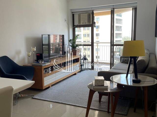 #652 - Apartamento para Venda em Rio de Janeiro - RJ