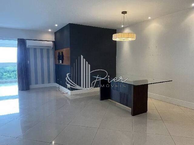 #656 - Apartamento para Venda em Rio de Janeiro - RJ