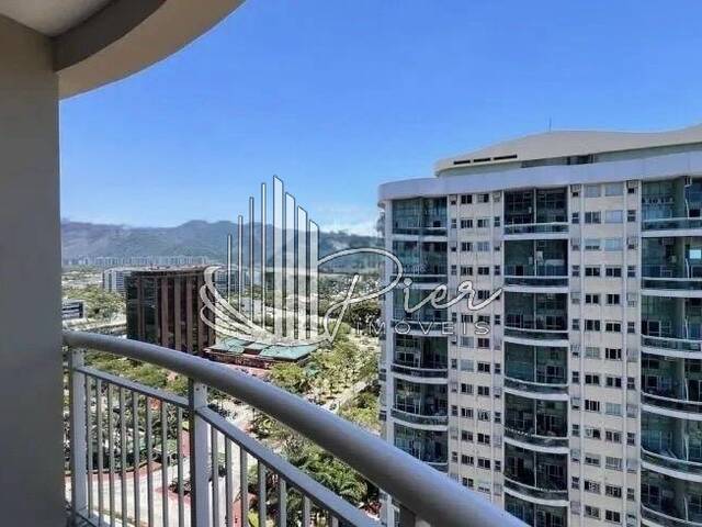 #815 - Apartamento para Venda em Rio de Janeiro - RJ