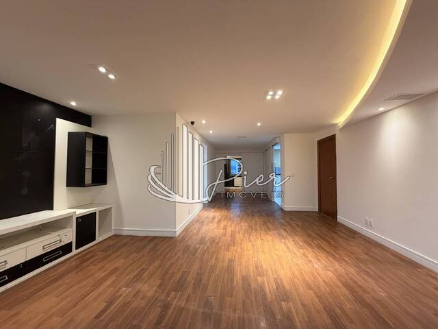 #550 - Apartamento para Venda em Rio de Janeiro - RJ