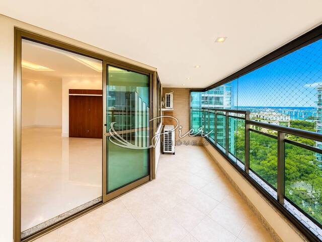 #851 - Apartamento para Venda em Rio de Janeiro - RJ