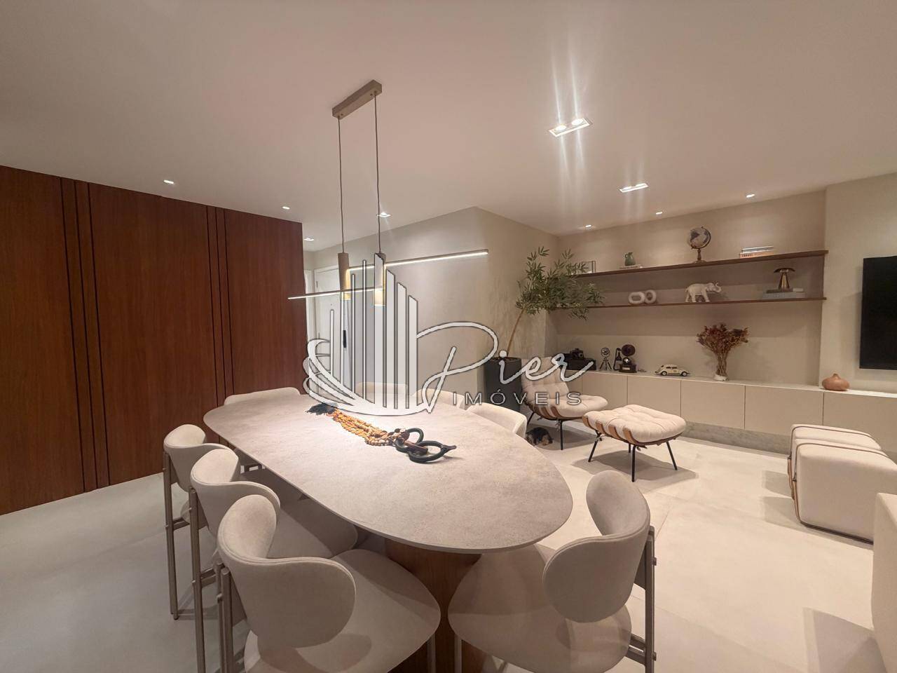 Apartamento, 3 quartos, 141 m² - Foto 2